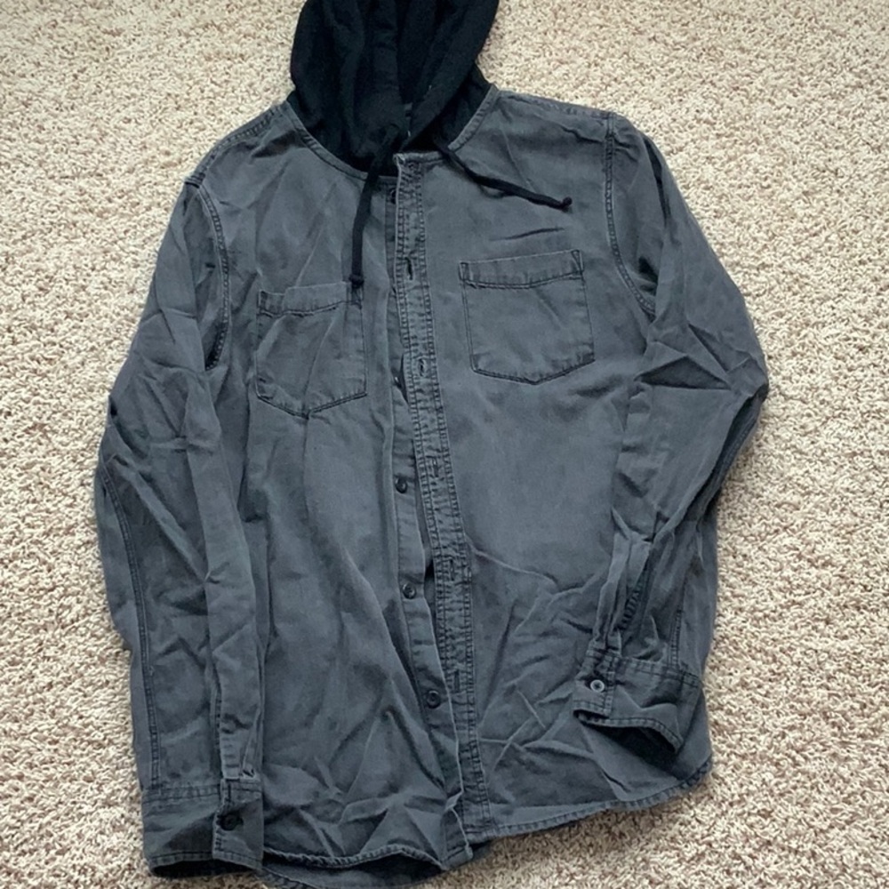 PacSun Men's Gray button down Hooded shirt - size Small
